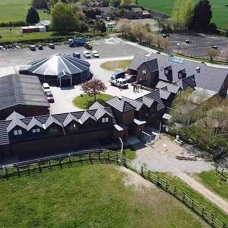 Appaloosa Suite With Amazing Views Of Stud Farm. Driffield Экстерьер фото